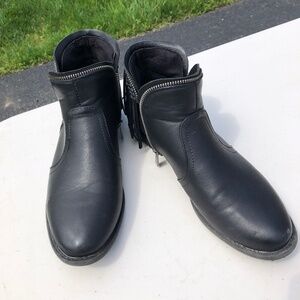 Black Zip-up Ankle Boots with Fringe